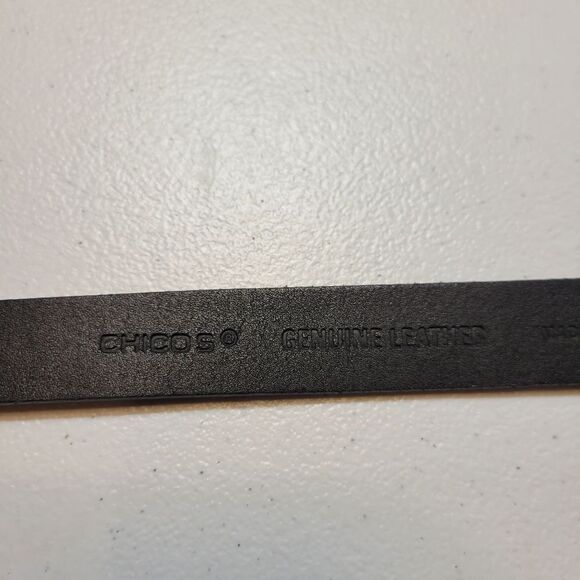 Chico's Hip Belt Black Leather and Silver Toned Chain and Toggle Style Buckle - Picture 8 of 12